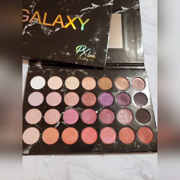 Galaxy From Prolux 28 Color Eyeshadow Palette - Picture 3 of 4
